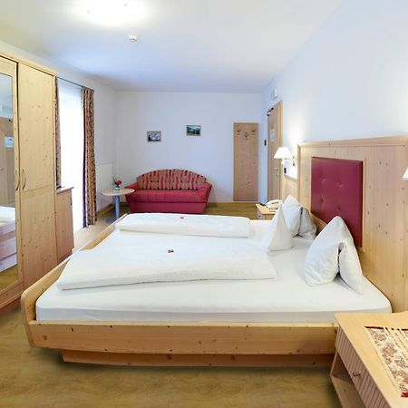 Hotel Haus An Der Luck Барбиано Екстериор снимка